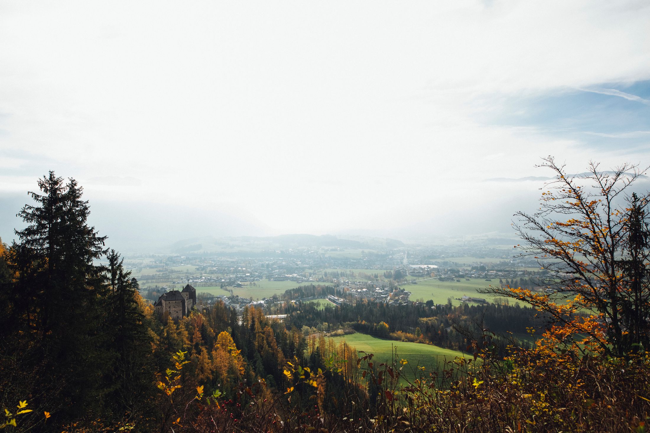Blick über Saalfelden auf das Steinerne Meer
